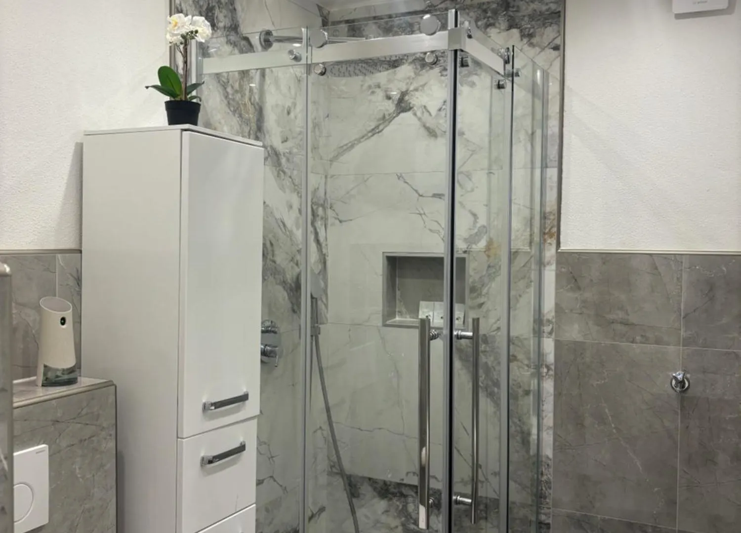 Privatunterkunft Lenti Duesseldorfer Apartment'S